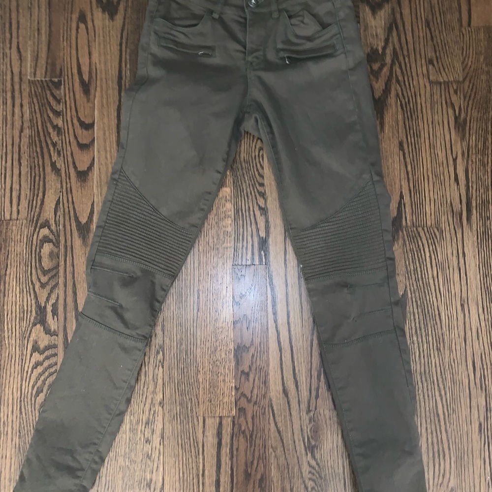 DIVIDED green hm jeans